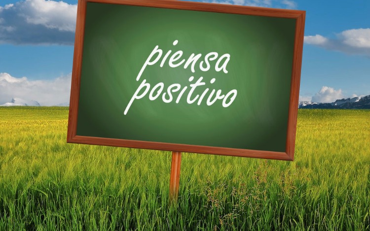 Sólo quien programa su vida con optimismo, logrará alcanzar sus metas. El desarrollo de una actitud mental positiva es fundamental para alcanzar el éxito.