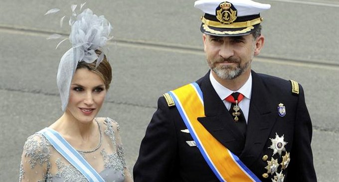 Felipe y Letizia vienen desarrollando una destacada labor como representantes de la casa real de España desde hace diez años.