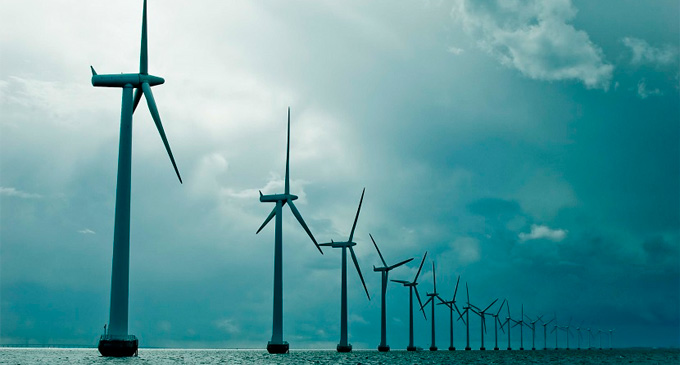 El pasado 9 de julio, Dinamarca logró un récord en la producción de energía eólica y sustentable, sus molinos eólicos produjeron más del 140% de la electricidad necesaria para el país. El excedente fue redirigido a Noruega, Alemania y Suecia.