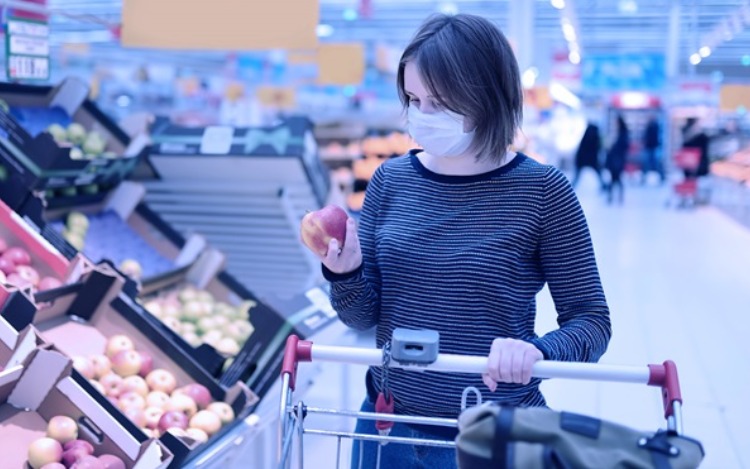 Prevención: ¿Me puedo contagiar coronavirus en el supermercado?