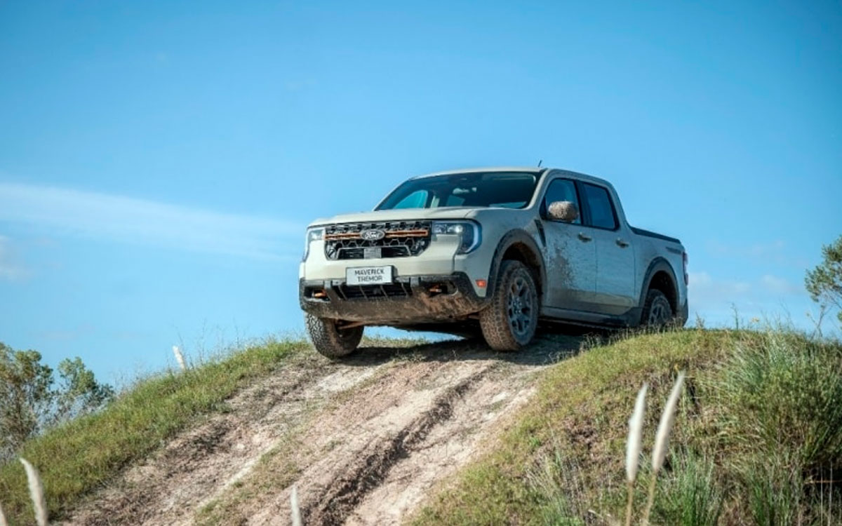 Ni una SUV ni una pick-up tradicional… lo que trae la nueva Maverick va a redefinir lo que sabías del manejo todoterreno