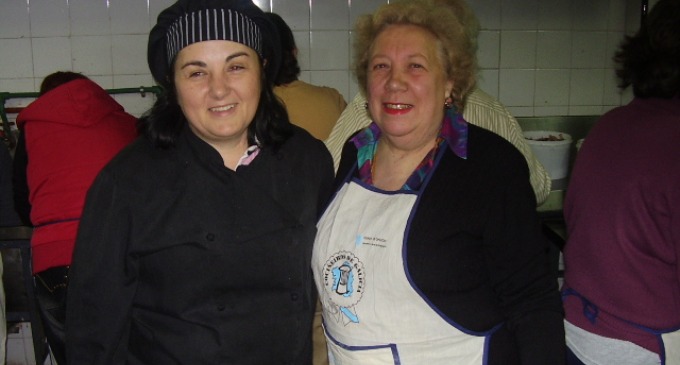 El Centro Gallego de Mar del Plata organizó un curso de gastronomía gallega, con delicias típicas y un alegre espíritu de camaradería entre los participantes