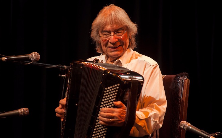 Raúl Barboza: Caballero de la Vida