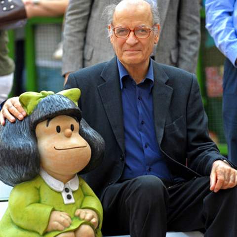 “Lamentablemente, parece que no hubiera pasado el tiempo por ella. Los problemas son los mismos, un poco más agudos ahora". Ella es Mafalda y las palabras son de su creador Joaquín “Quino” Lavado.