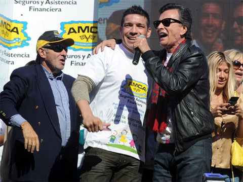 El mega festival contó con el apoyo y la participación de Palito Ortega y los campeones del Rally Dakar, Marcos y Alejandro Patronelli, quienes dejaron sus cuatriciclos en exhibición en el patio del hospital