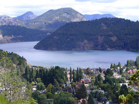 San Martín de los Andes, además ocupa hoy el cuarto puesto, el año pasado se encontraba en el noveno, entre los destinos privilegiados por los usuarios dentro de la Argentina