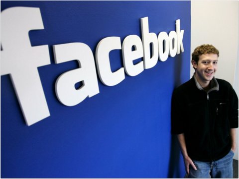 A través de su cuenta de Facebook, el fundador y CEO de la red social celebró la primera década de vida del sitio. "Estoy emocionado por los próximos 10 años"