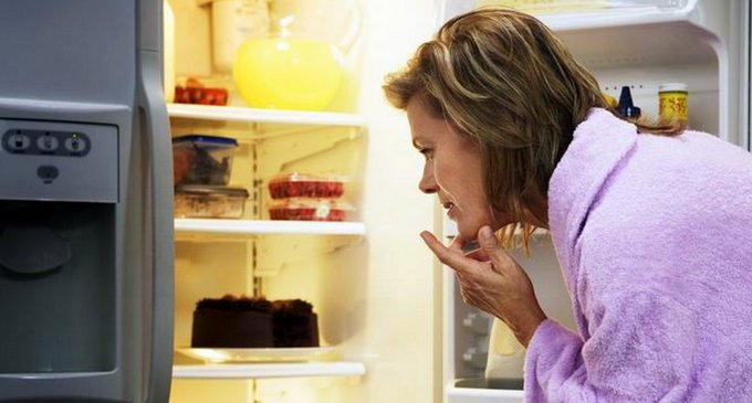 Malos hábitos: lo que engorda sin comer