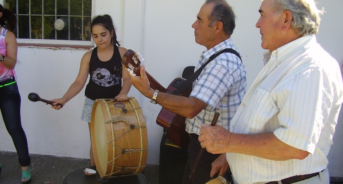 El Centro Gallego de Mar del Plata comunica a socios y amigos que el domingo 16 de marzo de 2014 a las 13:30 horas aproximadamente, disfrutaremos de un rico asado.