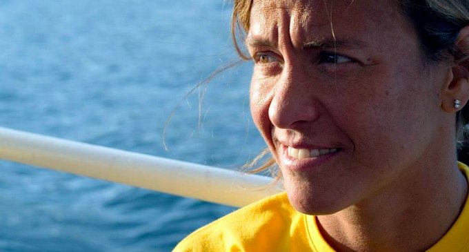 En el día de hoy dos países se encontrarán unidos por el coraje solidario de una joven nadadora de aguas abiertas llamada Noelia Petti.