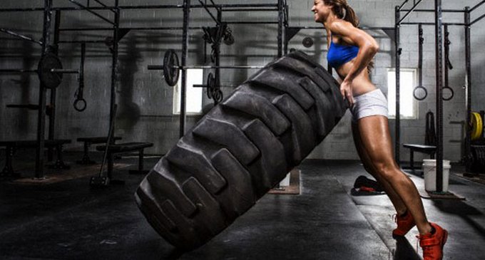 Nuestra especialista se metió con el último grito de la moda en los gimnasios y nos explica por qué no es una actividad para todo público; (esta nota fue publicada antes de la muerte de un joven que practicaba crossfit en Recoleta)