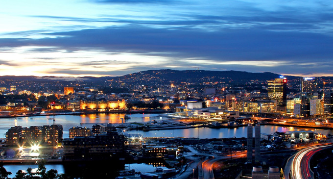 Dinamarca, Noruega y Suecia comparten historia, tradiciones y los índices más altos de calidad de vida. Pero las diferencias también saltan a la vista en este recorrido por sus majestuosas capitales.