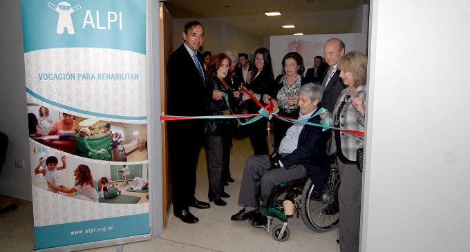 ALPI, Centro de rehabilitación de enfermedades neuromotoras referente del país, inauguró una nueva sede e inicia las obras del Hospital Pediátrico de Rehabilitación.