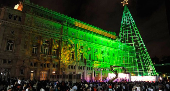 Otro fin de semana de música en el Arbol de Navidad de Plaza Vaticano