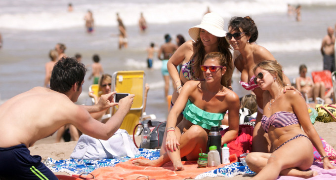 Trucos de belleza femenina para lucirse en la playa