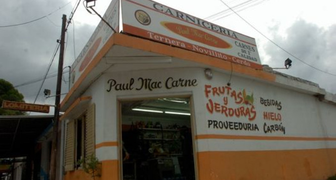 Un insólito homenaje. Le puso de nombre a su local “Paul Mac Carne”. Y el ex Beatle subió la foto del frente de la carnicería a su cuenta de Instagram.