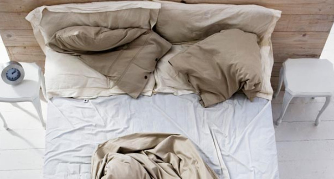 ¿Sabías que hacer la cama es malo para la salud?