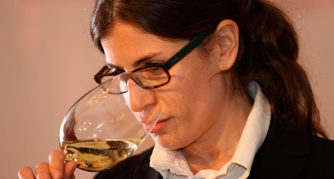 Paz Levinson ya había ganado dos veces el título de mejor sommelier argentina; "Este premio es un gran honor para mí; es la primera vez que el trofeo queda en Latinoamérica", dijo