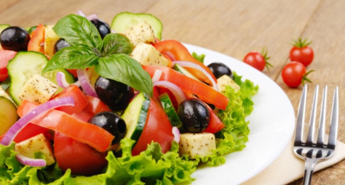 La dieta mediterránea, reconocida como Patrimonio Cultural Inmaterial de la Humanidad por la UNESCO desde 2010, es una forma diferente de entender la vida y la alimentación.