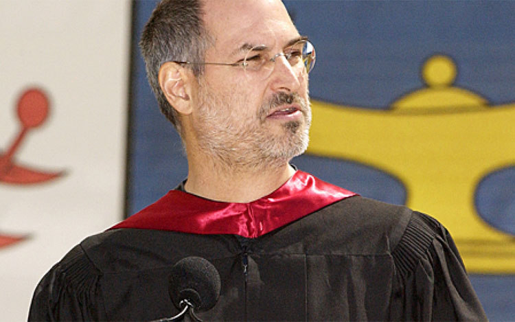 Steve Jobs: "A veces la vida te pega en la cabeza con un ladrillo"
