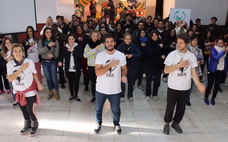 Los 200 participantes presentaron hoy frente a  la ministra de educación del GCBA, Soledad Acuña y el ministro de educación de la Nación, Esteban Bullrich los resultados de su trabajo en Scholas Ciudadanía.