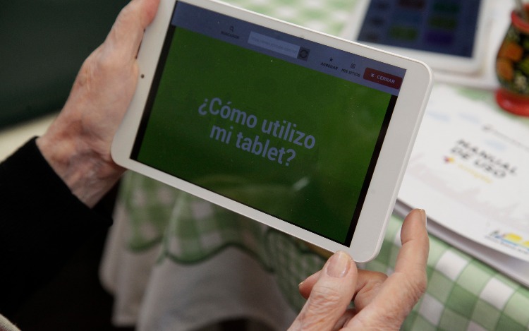 Te enseñamos a usar la nueva tablet +Simple