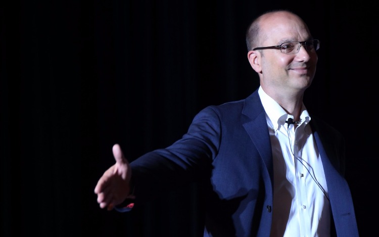 Andy Rubin ve a la inteligencia artificial y las computadoras cuánticas como “la siguiente gran movida”