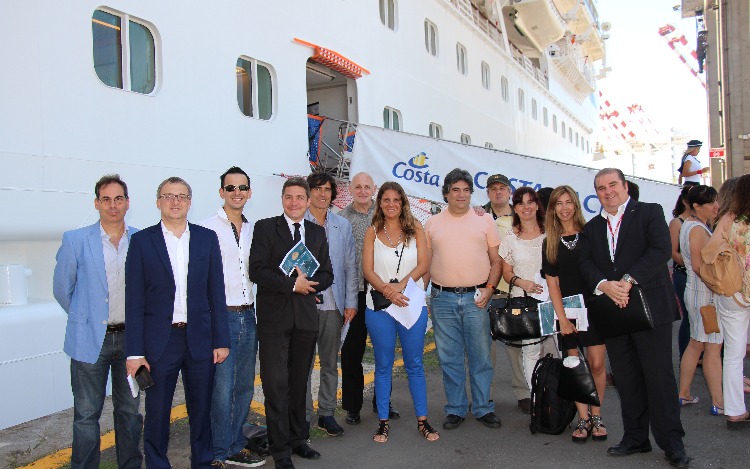 Costa Cruceros inaugura la temporada austral con su "crucero de la música", el Costa Pacifica