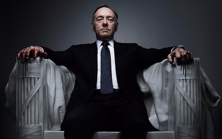 El 30 de mayo llega la quinta temporada de «House of cards» a la pantalla de Netflix. Por suerte, la parodia al famoso “Menem lo hizo” hace más amena la espera.