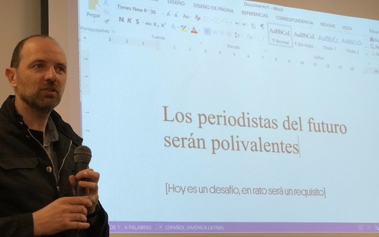 El martes 28 de noviembre pasado, la Red de Corresponsales Móviles realizó con éxito la Primera Jornada de Periodismo Móvil en la Universidad del Salvador.