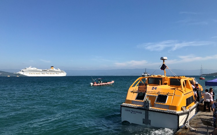 Ilhabela, el tercer destino de nuestro viaje a bordo del Costa Fascinosa, es una isla que pertenece al estado de São Paulo y es el único municipio-archipiélago océanico de Brasil.