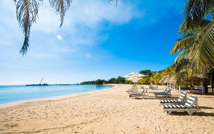 Numerosos resorts y playas de ensueño en la costa del Pacífico de Nicaragua prometen relax y unas vacaciones inolvidables.