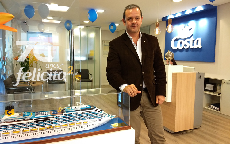 Entrevista a Maximiliano González, Director Comercial de Costa Cruceros Argentina. Todas las novedades y hasta una primicia referida a la temporada 2018/19. Su visión estratégica y los planes para el futuro de una marca presente desde hace 70 años en el corazón de los argentinos.