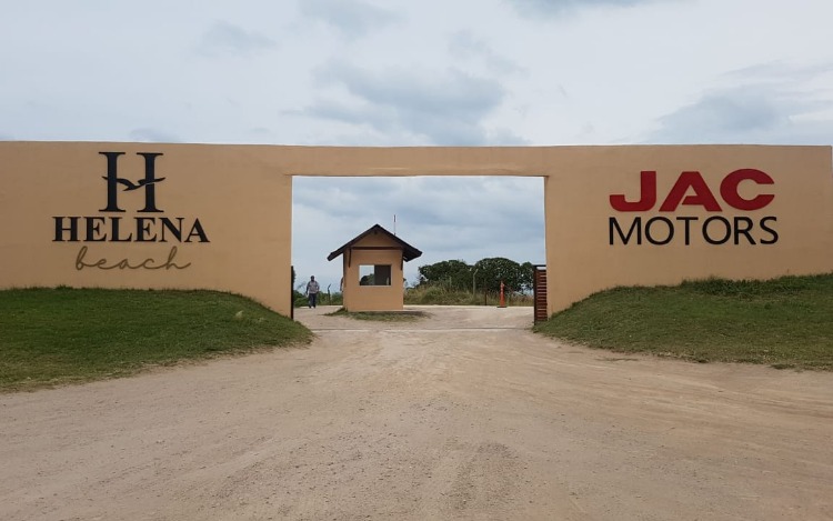 JAC MOTORS estará presente en Helena Beach, el parador más importante y exclusivo de la Costa Atlántica, donde la automotriz calibrará la presión de los neumáticos. Se trata del único balneario con bajada para 4x4 habilitada en Mar del Plata.