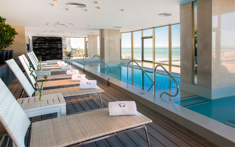 El Hotel Costa Galana ofrece propuestas para disfrutar del esperado descanso de mitad de año.