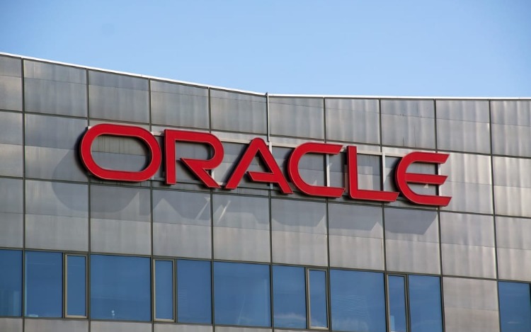Pequeños y medianos bancos combaten el lavado de dinero con Oracle