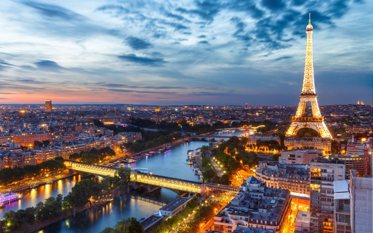 Una vuelta por el Salón de la Fotografía de París