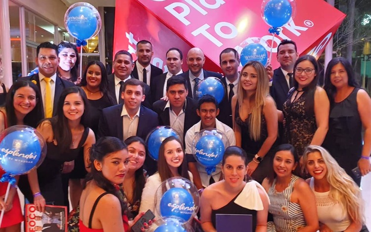 Esplendor y Dazzler Asunción by Wyndham nuevamente premiados por Great Place to Work