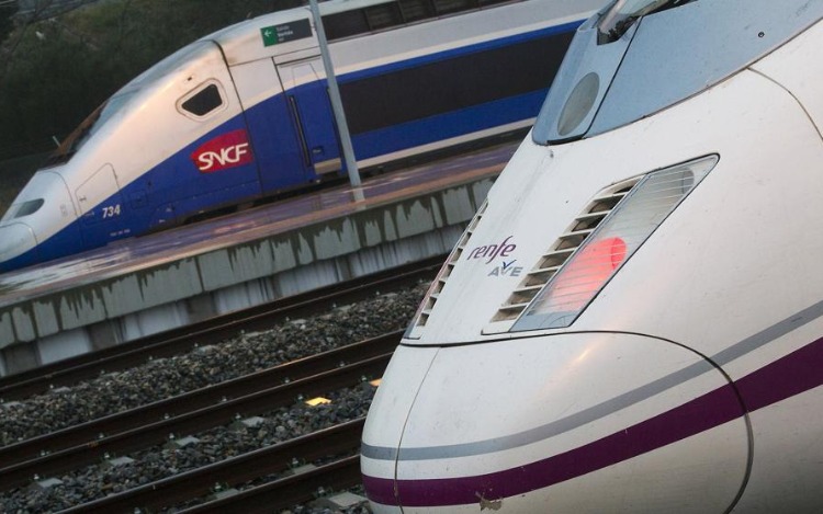 España reanuda la circulación de los trenes de alta velocidad con Francia
