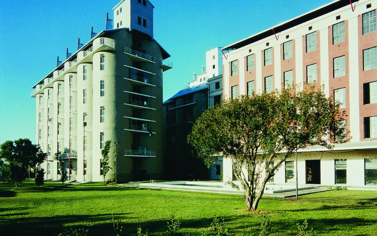 Uno de los 48 barrios oficiales “porteños” ubicado en el área Centro Noroeste de la Ciudad de Buenos Aires.