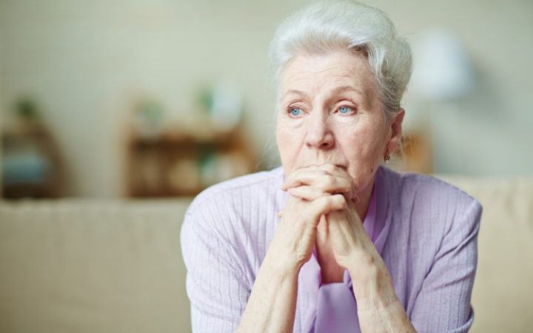 Vivimos en una sociedad de personas grandes, con un mayor porcentaje de mujeres a medida que se avanza en edad.