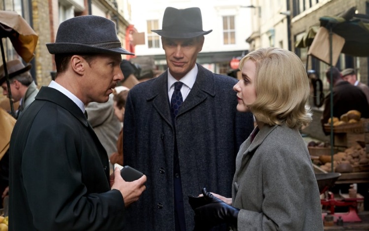 Una nueva película protagonizada por Benedict Cumberbatch, "The Courier", cuenta la historia del vendedor Grenville Wynne, atrapado en el turbio mundo del espionaje durante la crisis de los misiles cubanos. Esto sigue a las noticias recientes de que David Smith, un guardia de seguridad aparentemente normal de 57 años de la embajada británica en Berlín, había estado espiando para Rusia.