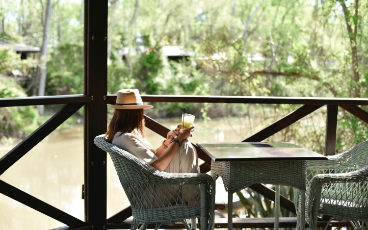 Buenos Aires es una ciudad fascinante pero agotadora, escapa un momento de ella y conoce un espacio natural y de lujo: La Becasina Delta Lodge