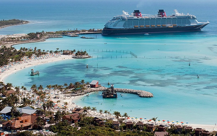 Además de los principales destinos tropicales en las Bahamas, incluida la isla privada de Disney, Castaway Cay, Disney Cruise Line ofrecerá vacaciones únicas en su tipo en el mar al Caribe y la Riviera Mexicana desde puertos de origen de los Estados Unidos, incluidos Miami y Puerto Cañaveral, Florida; Nueva Orleans; Galveston, Texas; y San Diego.