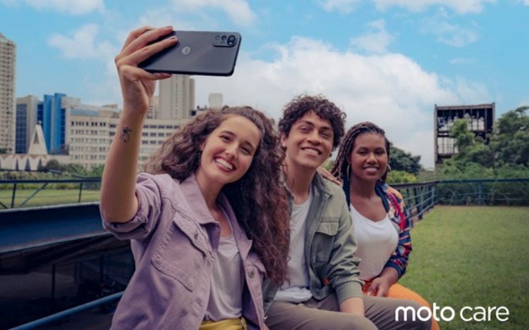 Motorola presenta moto care en Argentina: el seguro para mantener protegido tu smartphone