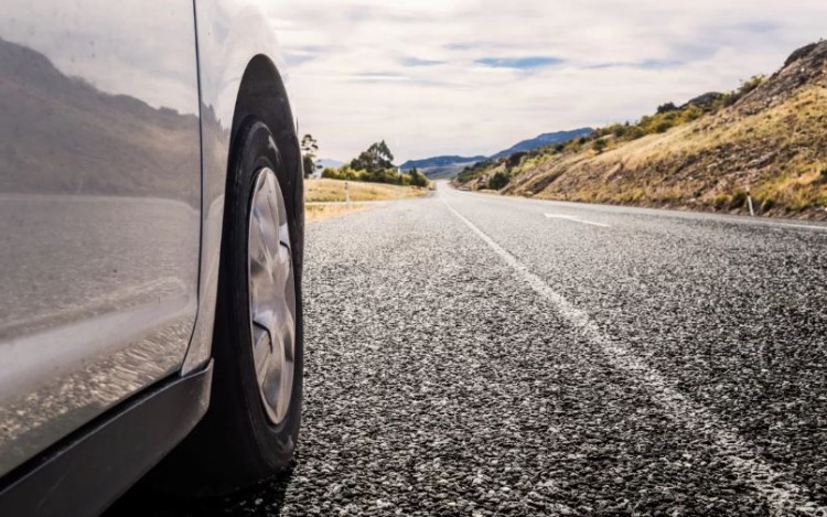 La durabilidad de cualquier producto mejora si se lo cuida bien. Esto también ocurre con los autos. Mantenerlo en excelentes condiciones es necesario para evitar su desgaste y disminuir las visitas al mecánico.