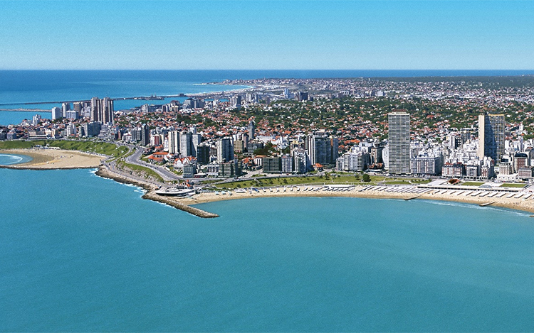 Argentina es un país con una gran variedad de paisajes y atracciones turísticas, lo que lo hace perfecto para una escapada en febrero.