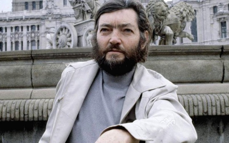 Julio Cortázar: 10 frases célebres del gran escritor argentino