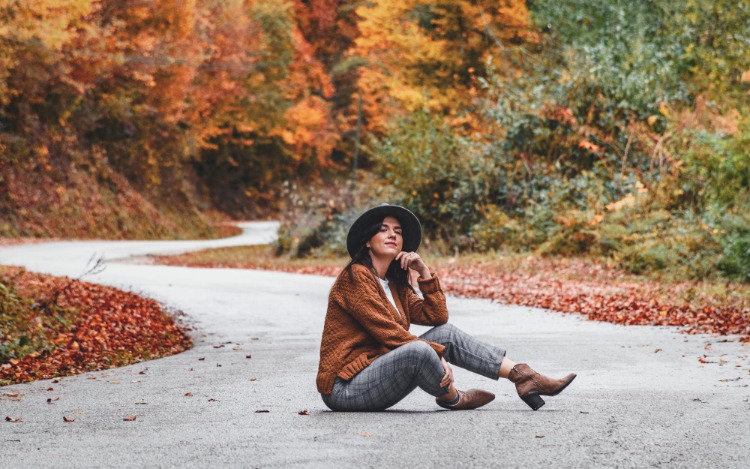 Los botines para mujer, un must para tu outfit de invierno, que marca tendencia en esta temporada.