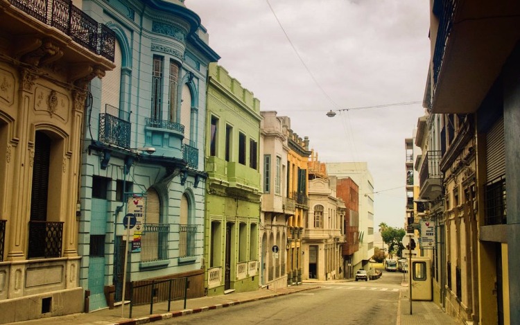 Entre tangos y candombes